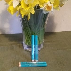 Thrive Causemetics Brilliant Eye Brightener Stella